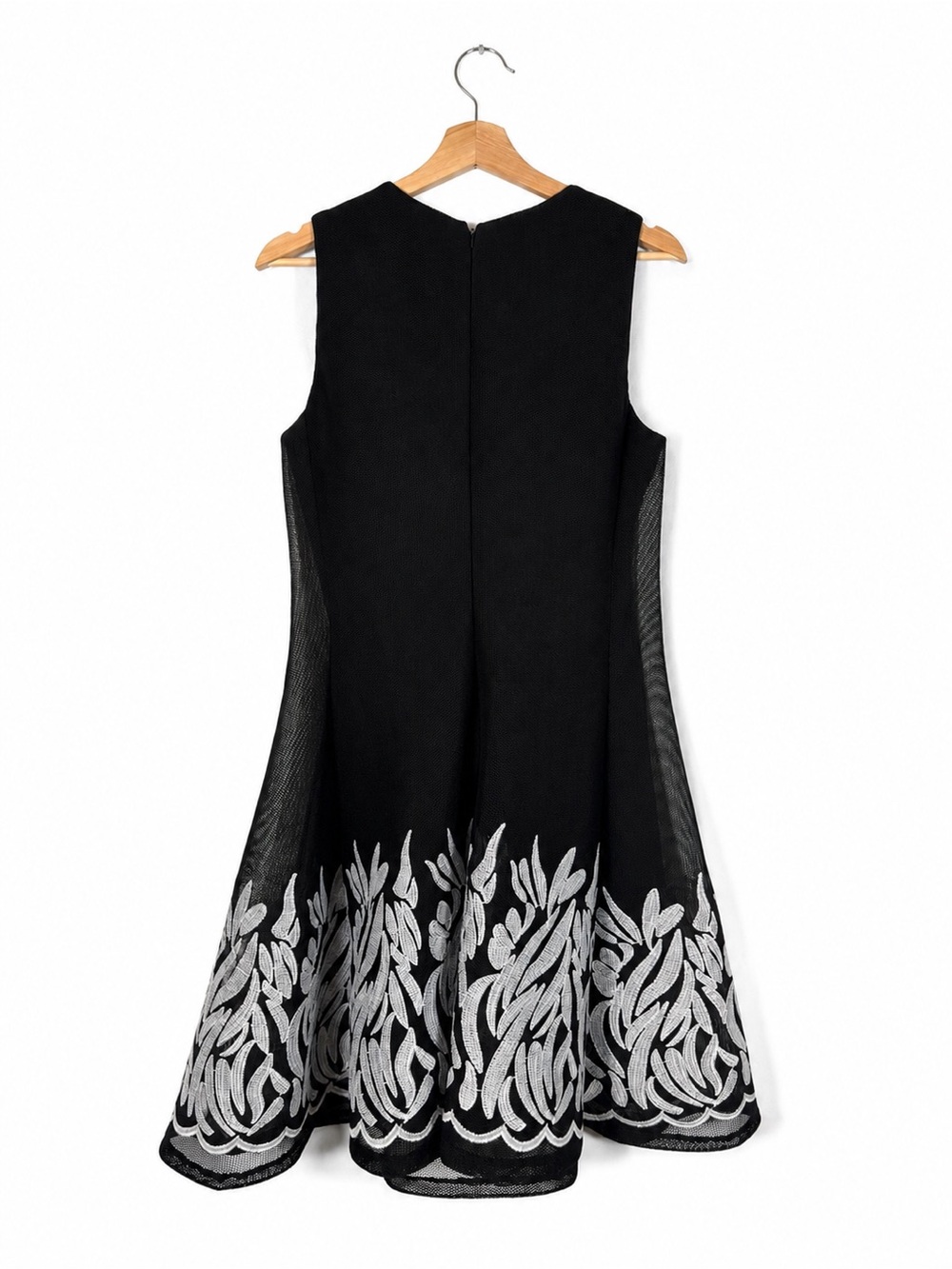 DKNY Embroidered Dress Mesh Overlay Fit & Flare Size 10 Black Party Cocktail - Picture 2 of 7